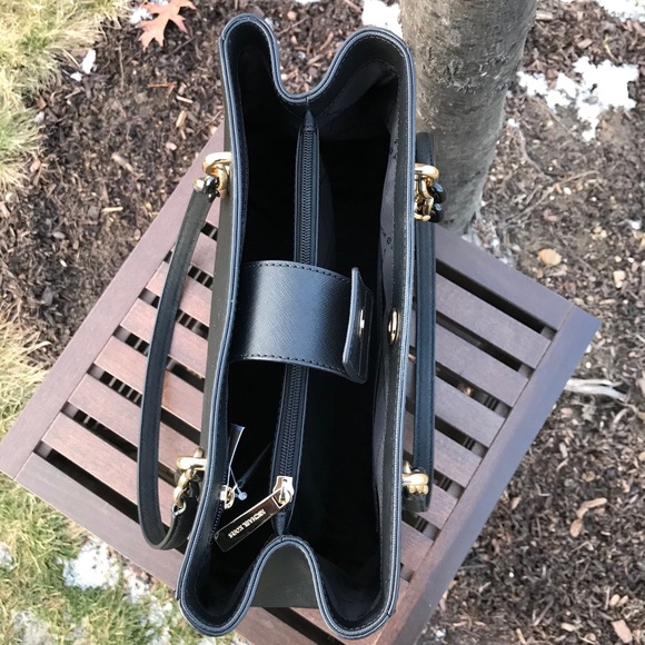 ❗️SOLD❗Michael Kors Sofia Large Tote Shoulder Bag - Picture 7 of 8